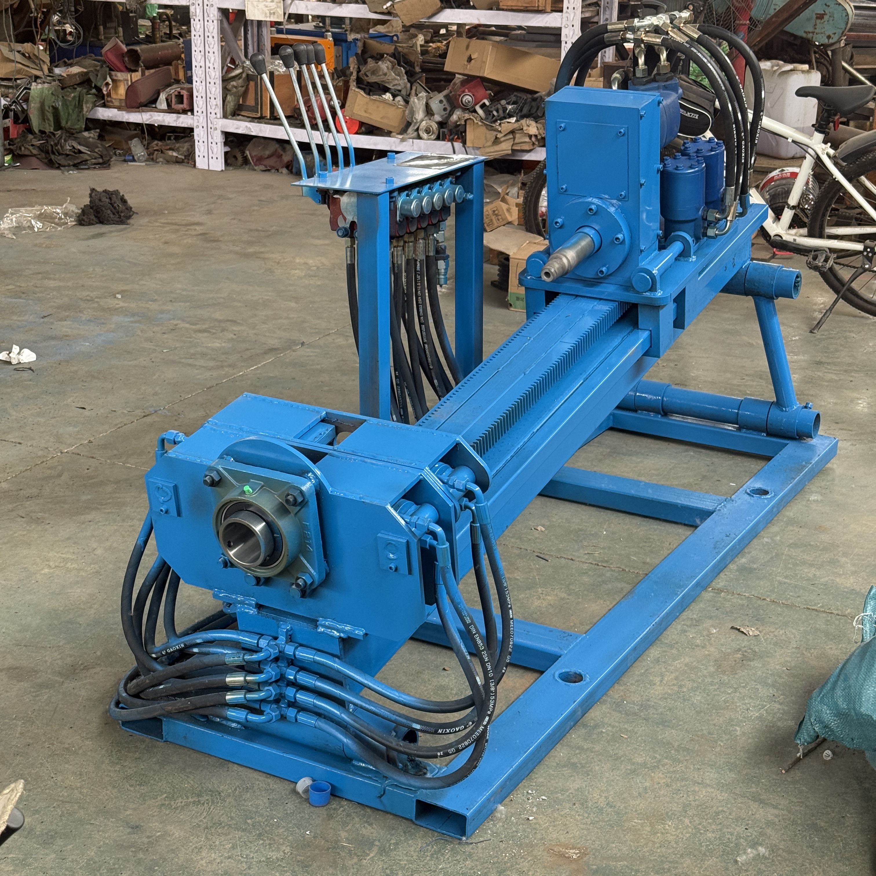 Blue LIYO LY-12L split-type 8T drilling machine
